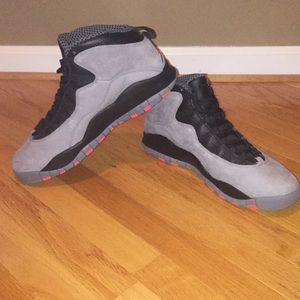 Jordan 10's